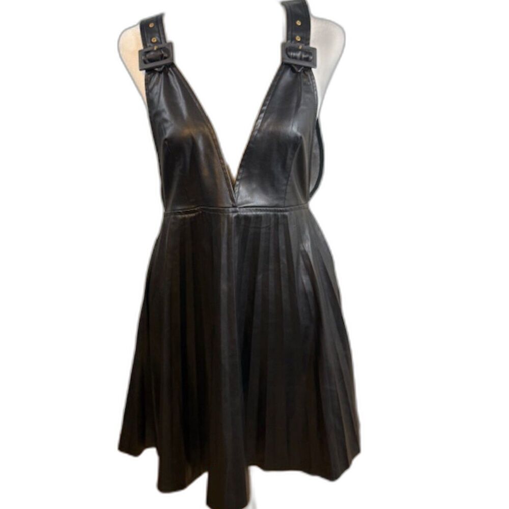 Zara NWT Faux Leather Pleated Pinafore Dress M Black Bloggers Favorite‎ Viral